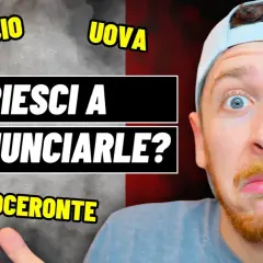 Uomo con espressione confusa davanti alla bandiera italiana, con scritte che sfidano a pronunciare parole lunghe e difficili come "Rinoceronte".